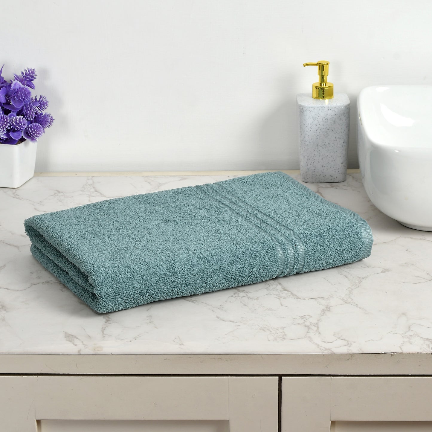 Luster Bath Towel 300 GSM Super Soft Microfiber 70x140 CM