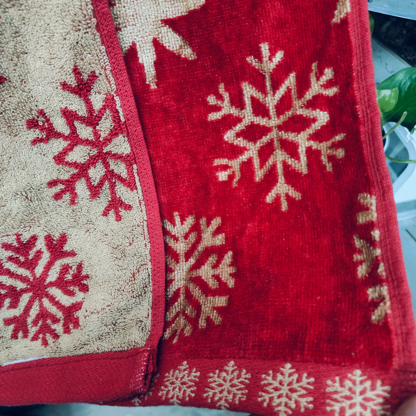 100% Cotton Bath Towel