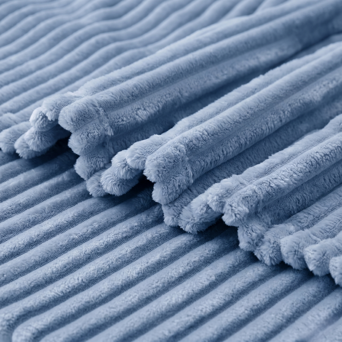 SUPER SOFT FLEECE RIBBED BLANKET ALL SEASON