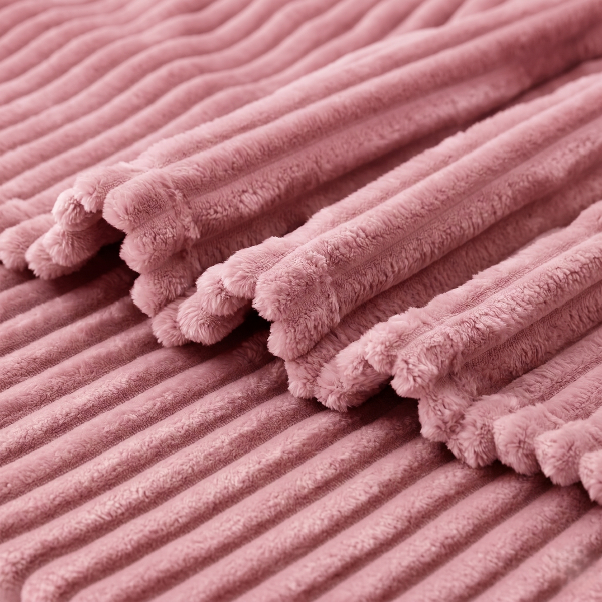SUPER SOFT FLEECE RIBBED BLANKET ALL SEASON