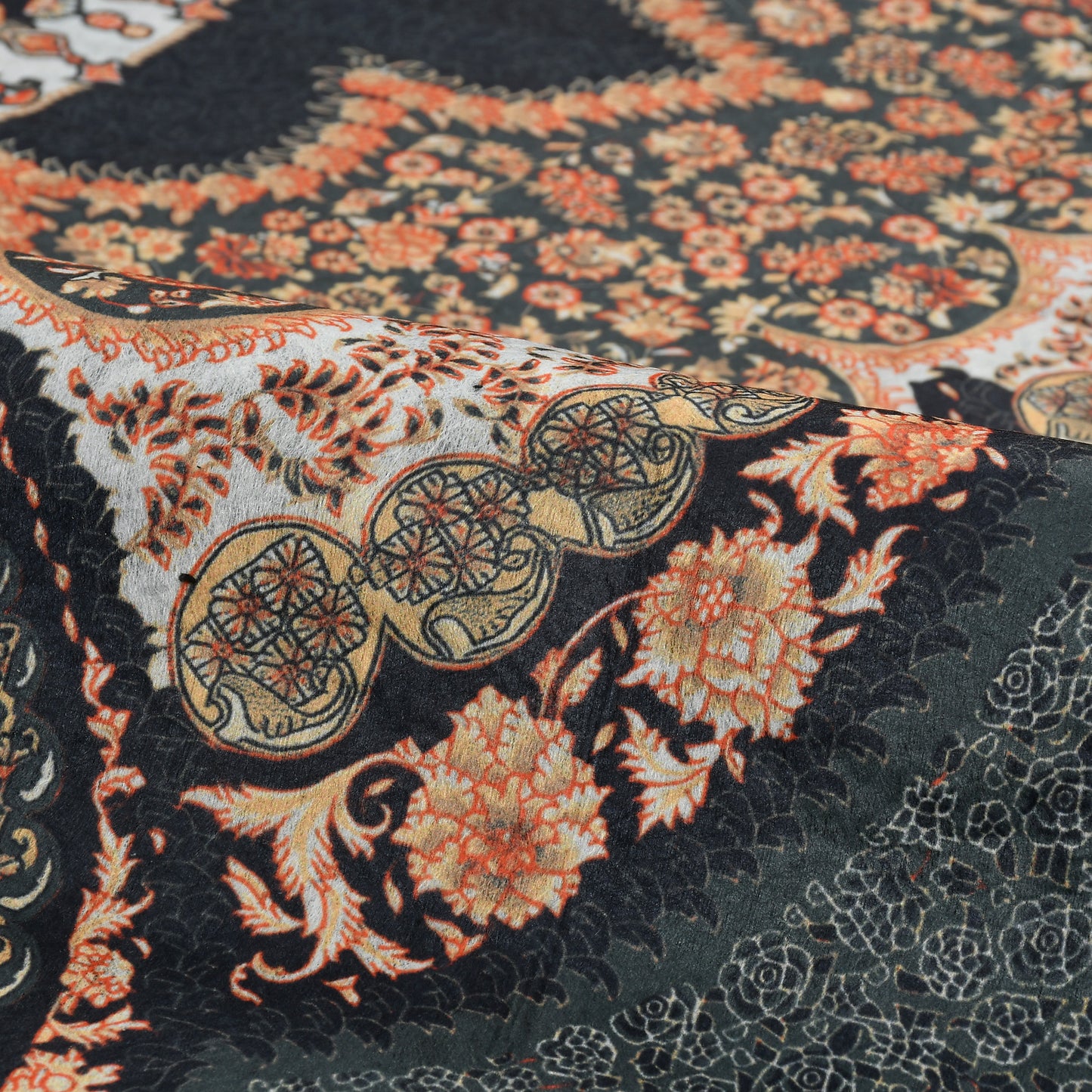 Classic Printed Carpet – 5x7 Feet