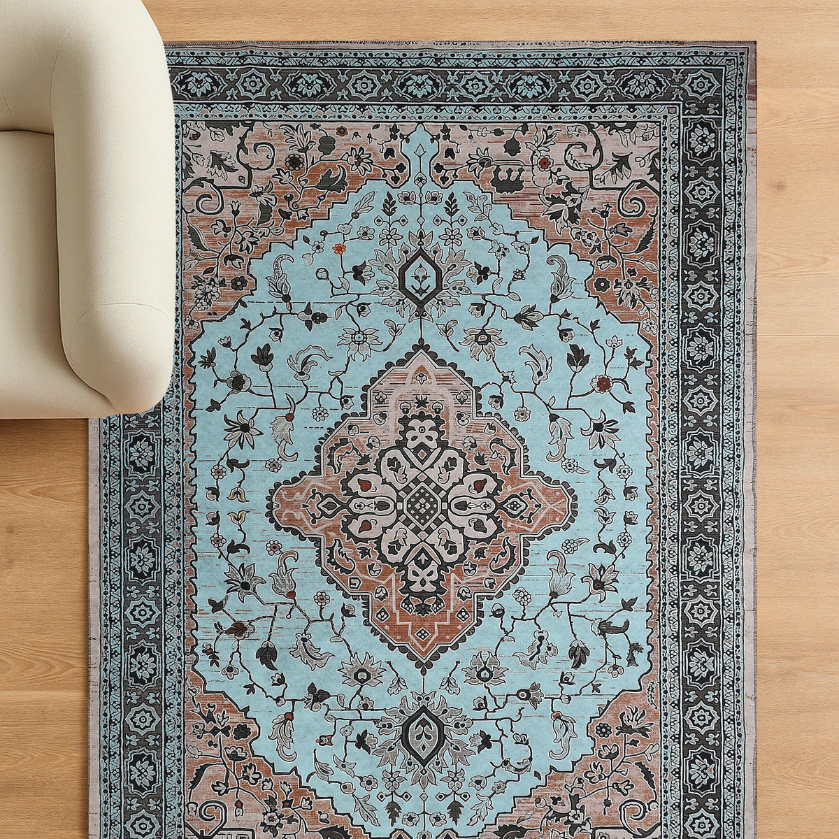 Classic Printed Room Carpet – 5×7 Feet, Foldable & Lightweight