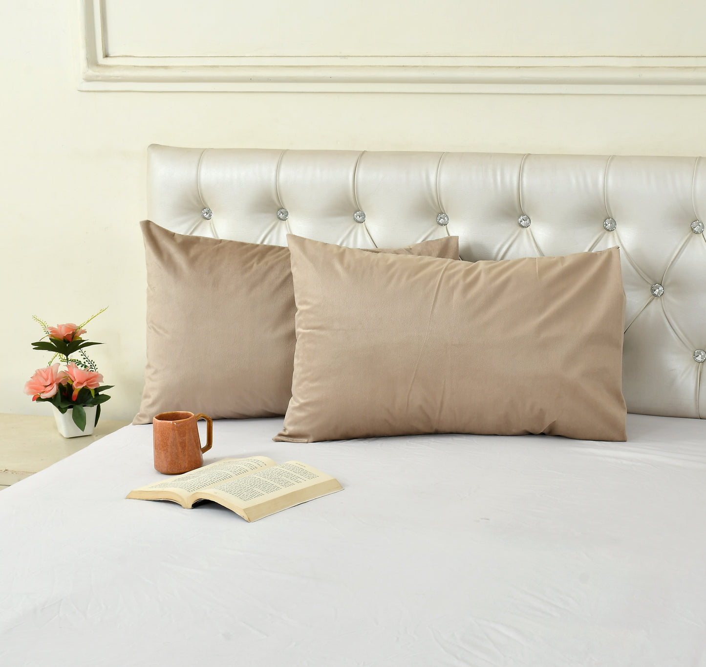 Cotton Bolls Textiles Holland Velvet Decorative Pillow Covers 40x60 cm Pack of 2