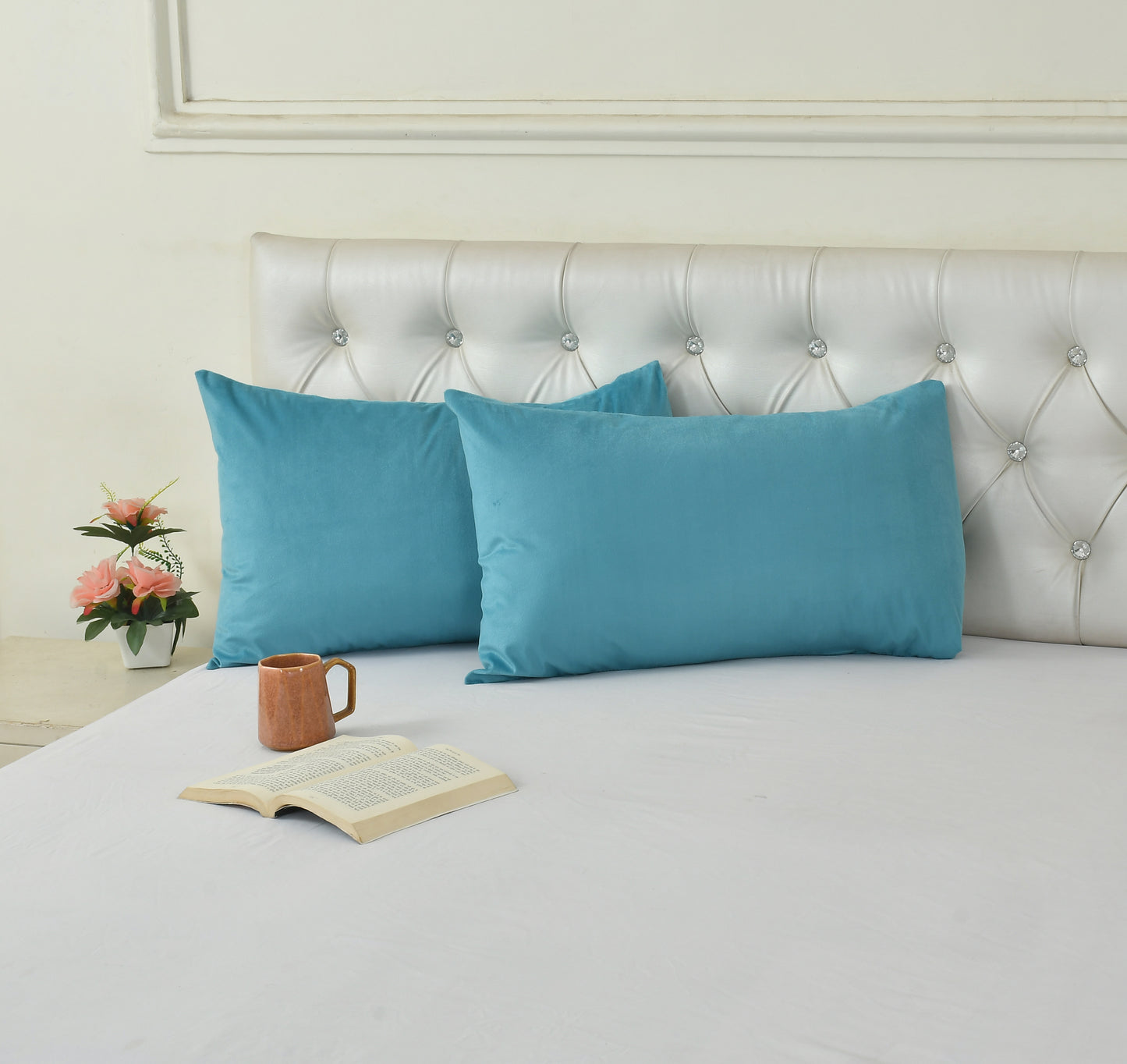 Cotton Bolls Textiles Holland Velvet Decorative Pillow Covers 40x60 cm Pack of 2