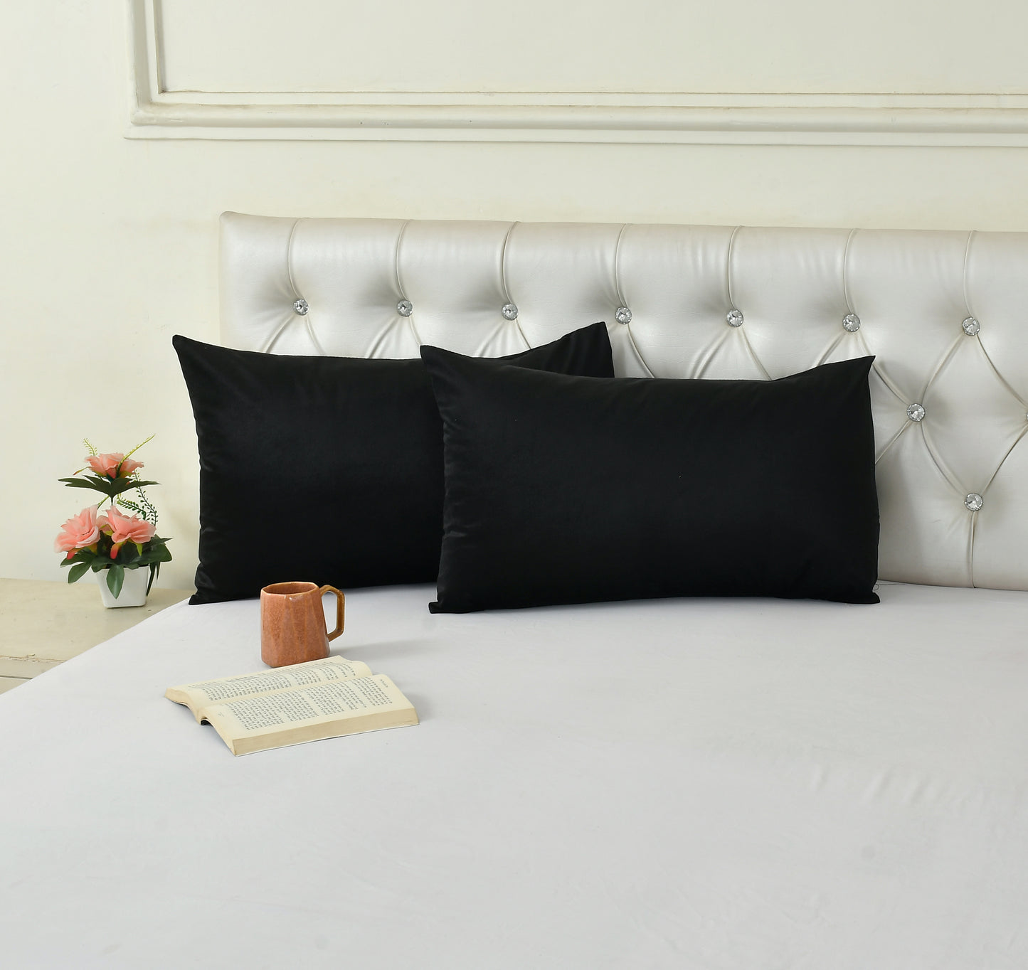 Cotton Bolls Textiles Holland Velvet Decorative Pillow Covers 40x60 cm Pack of 2