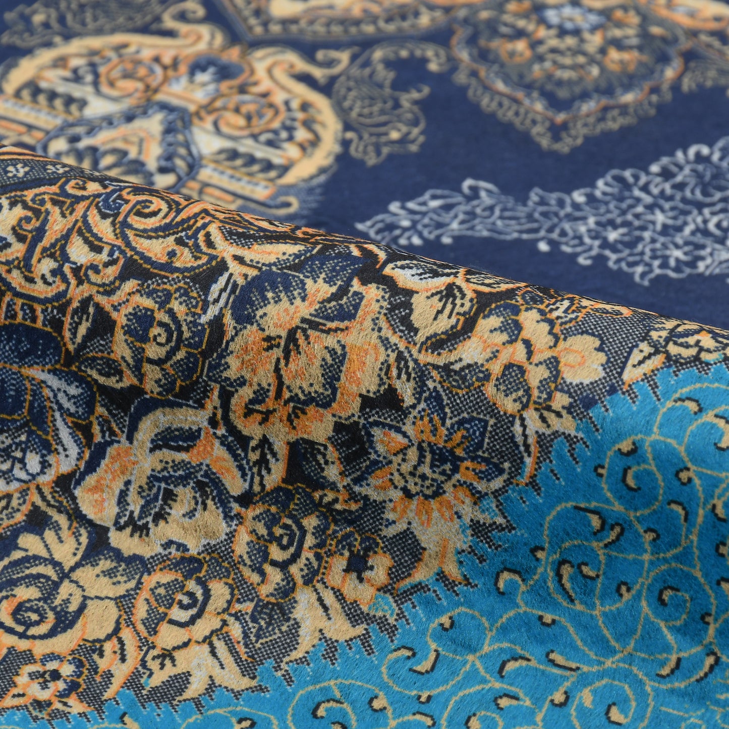 Classic Printed Carpet – 5x7 Feet