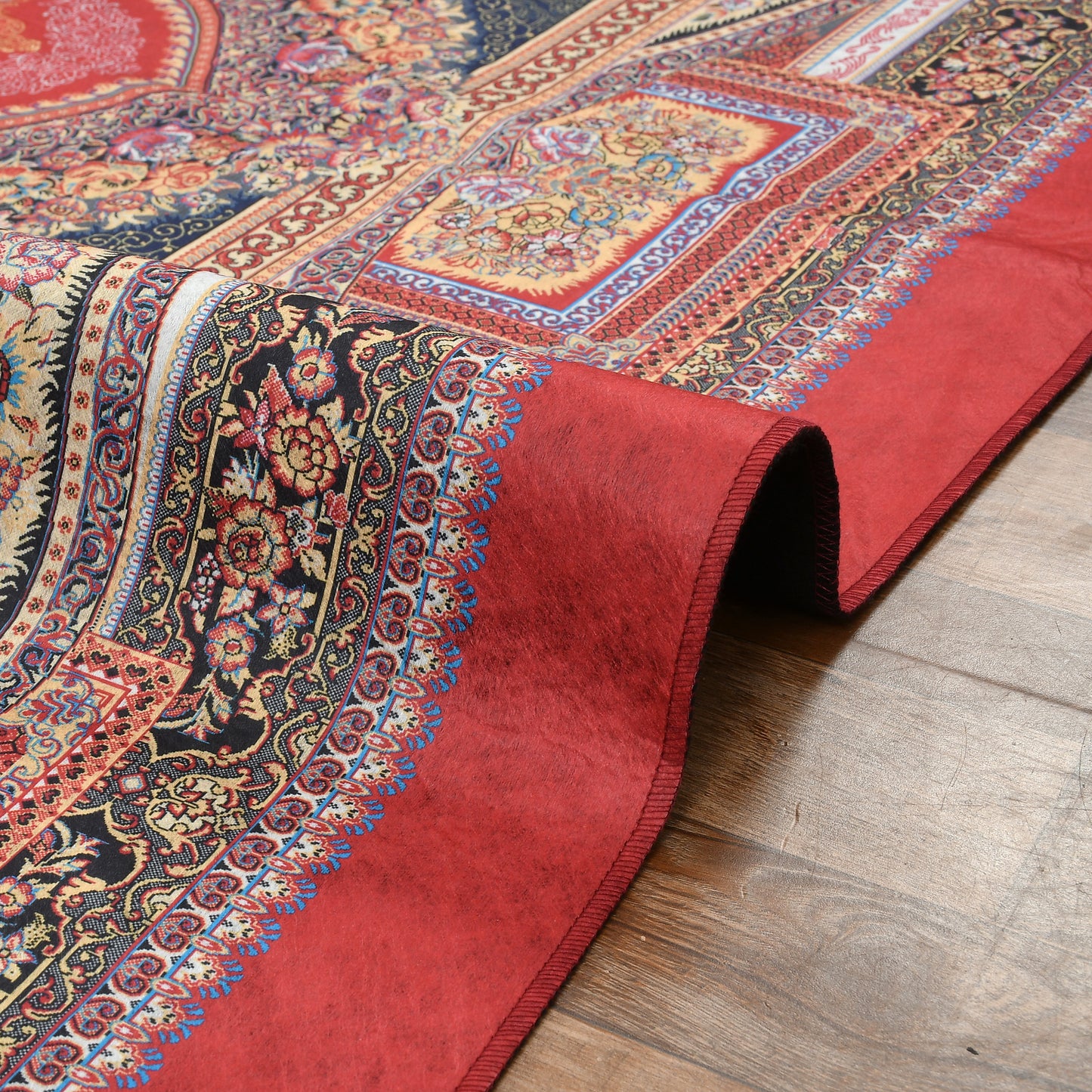 Classic Printed Carpet – 5x7 Feet