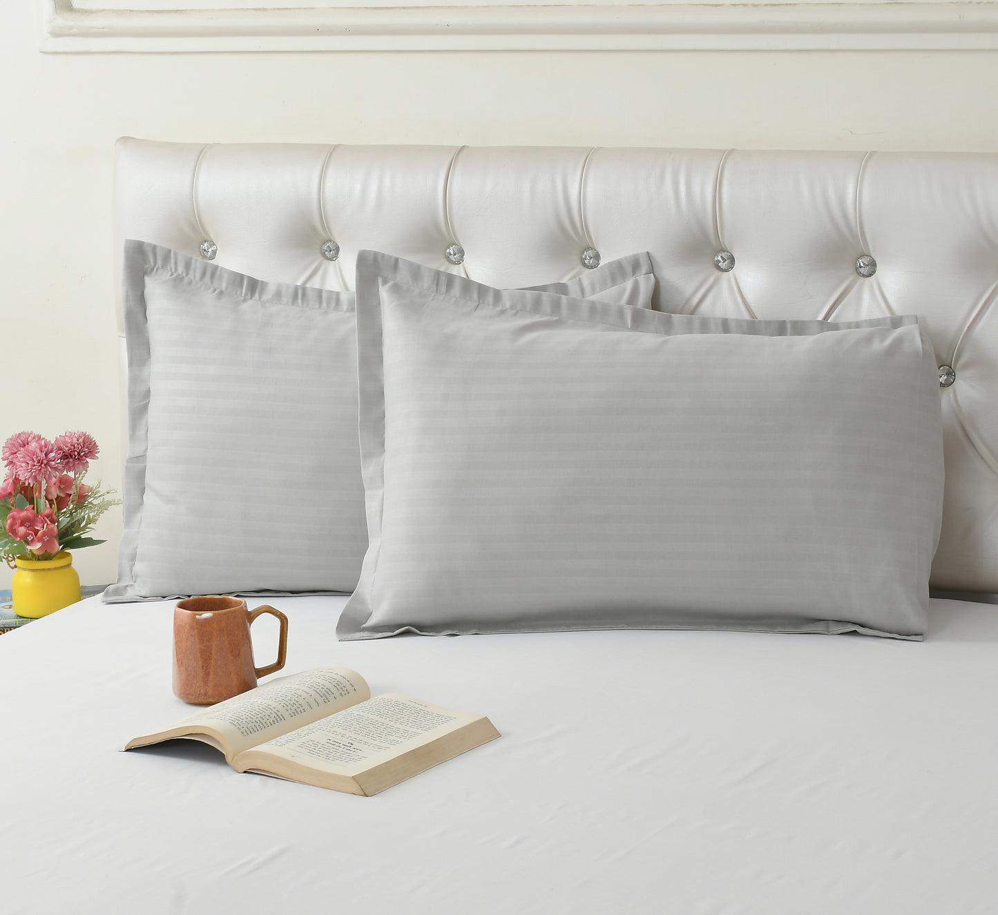 Pack of 2 Solid Stripe King Size Bedsheet Glace Cotton 90X100