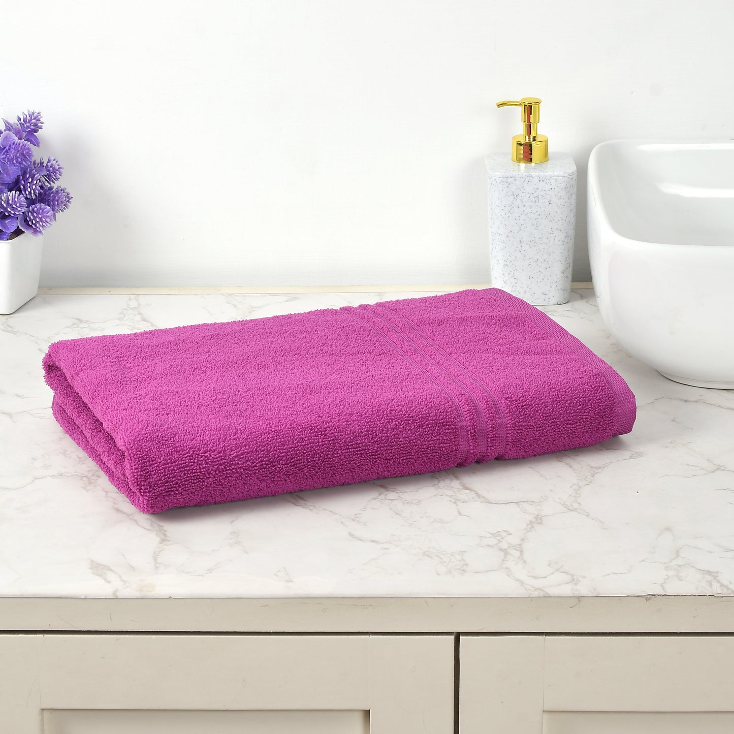 Luster Bath Towel 300 GSM Super Soft Microfiber 70x140 CM