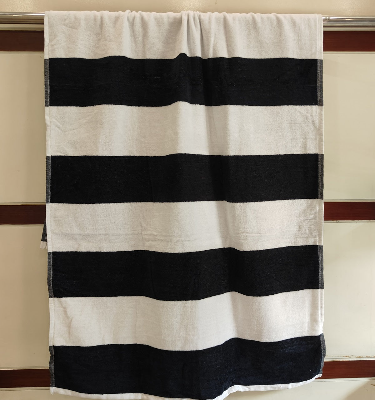 Bath Towel 100% Cotton 400 GSM Large Size 72x142 CM Black