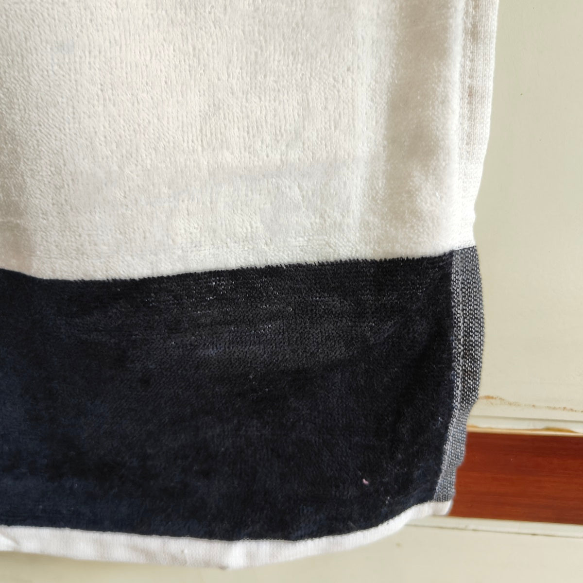 Bath Towel 100% Cotton 400 GSM Large Size 72x142 CM Black