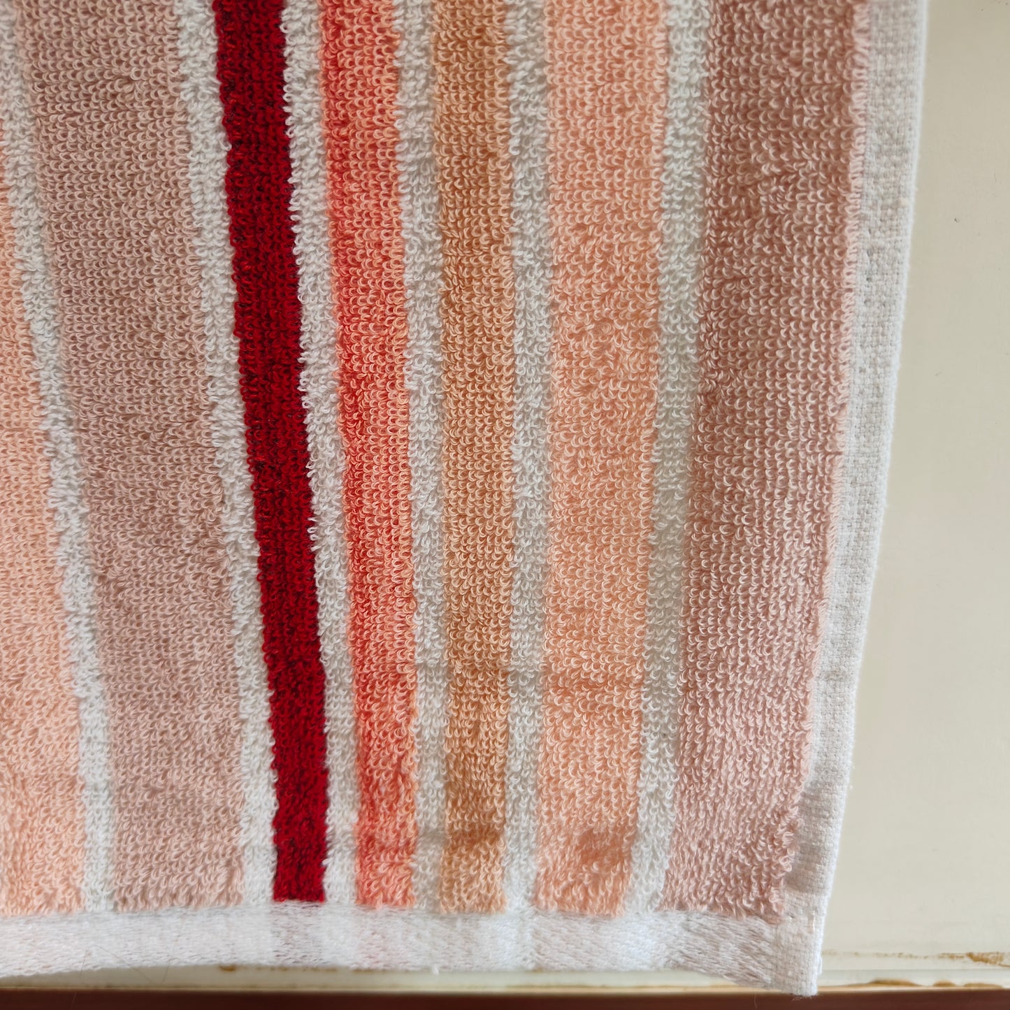 100% Cotton Bath Towel