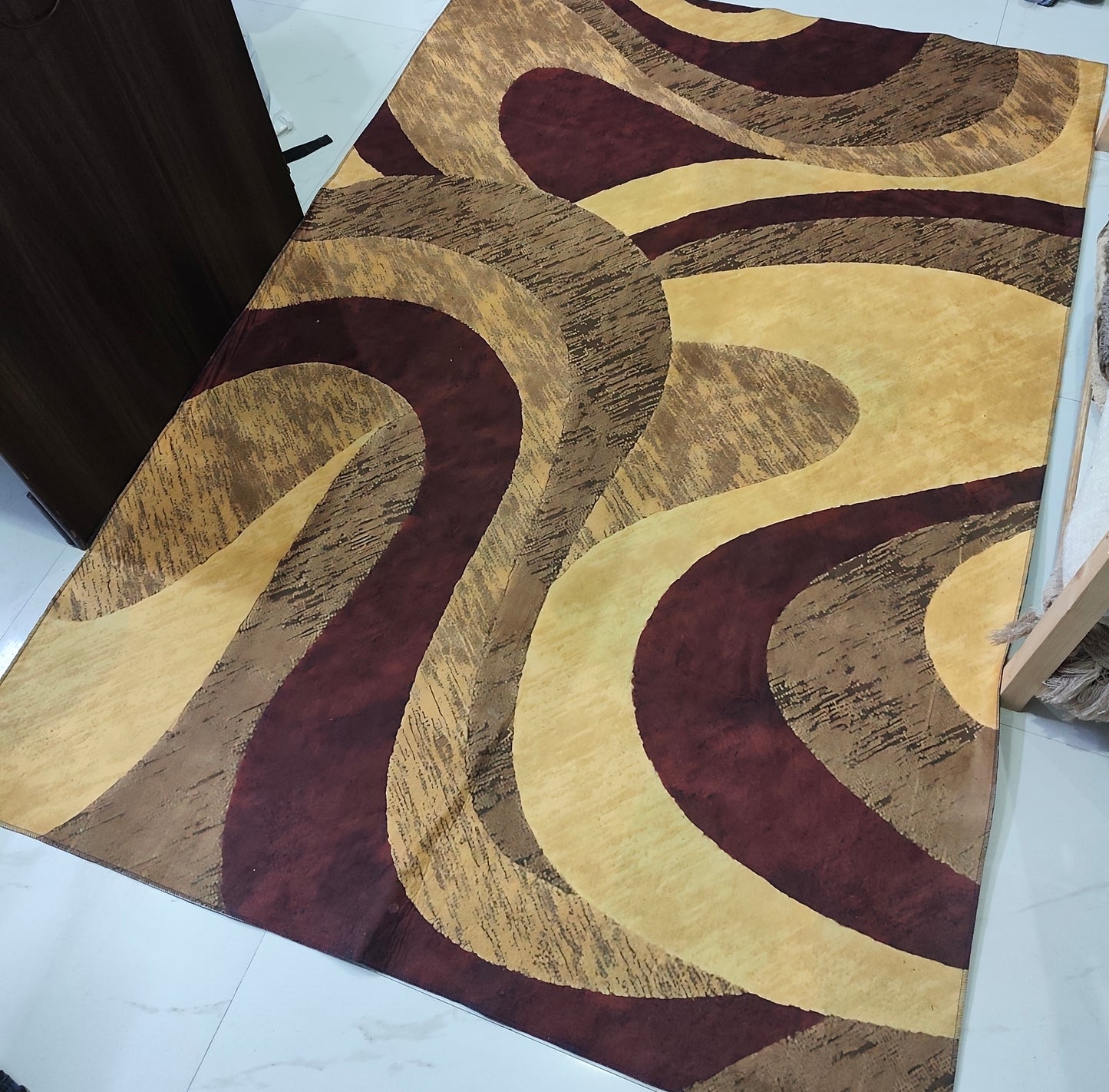 Printed Flat Room Carpet, Plain Rug for Living Room – 5x7 Feet (Brown)