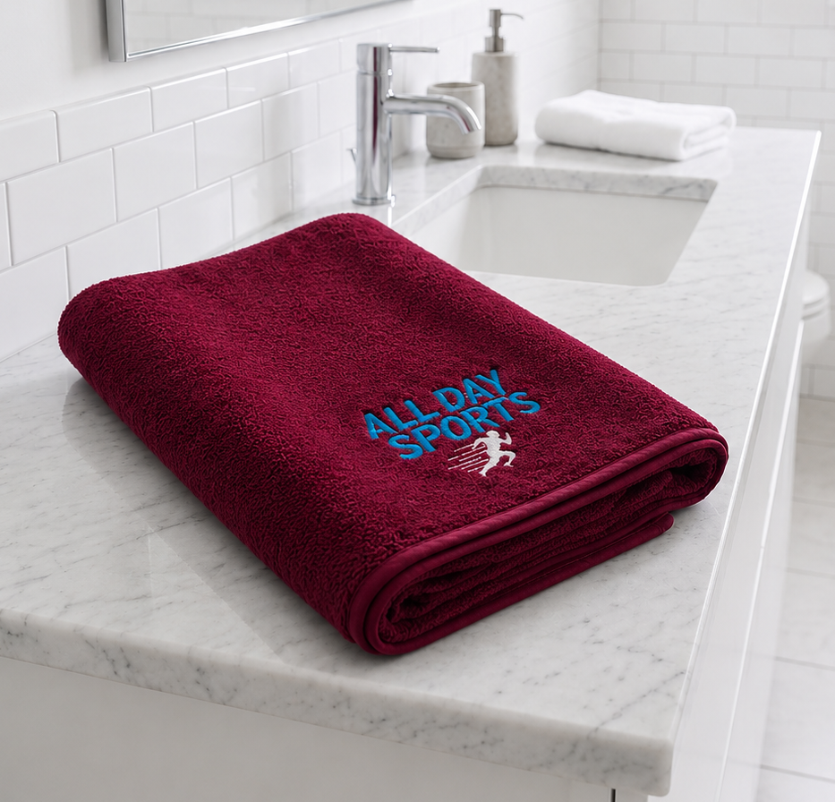 Quick Dry Microfiber Bath Towel 70×140 cm – Soft, Absorbent & Embroidered Maroon