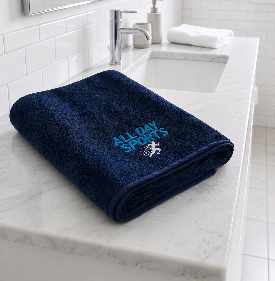Quick Dry Microfiber Bath Towel 70×140 cm – Soft, Absorbent & Embroidered Navy Blue