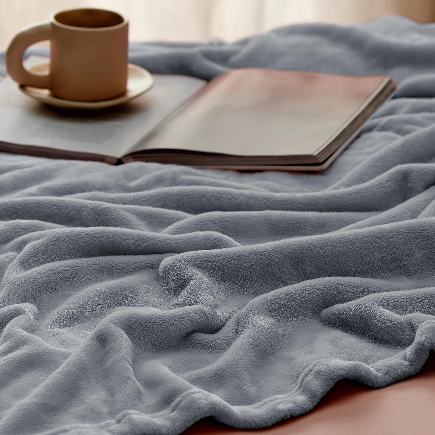 SUPER SOFT FLEECE BLANKET ALL SEASON