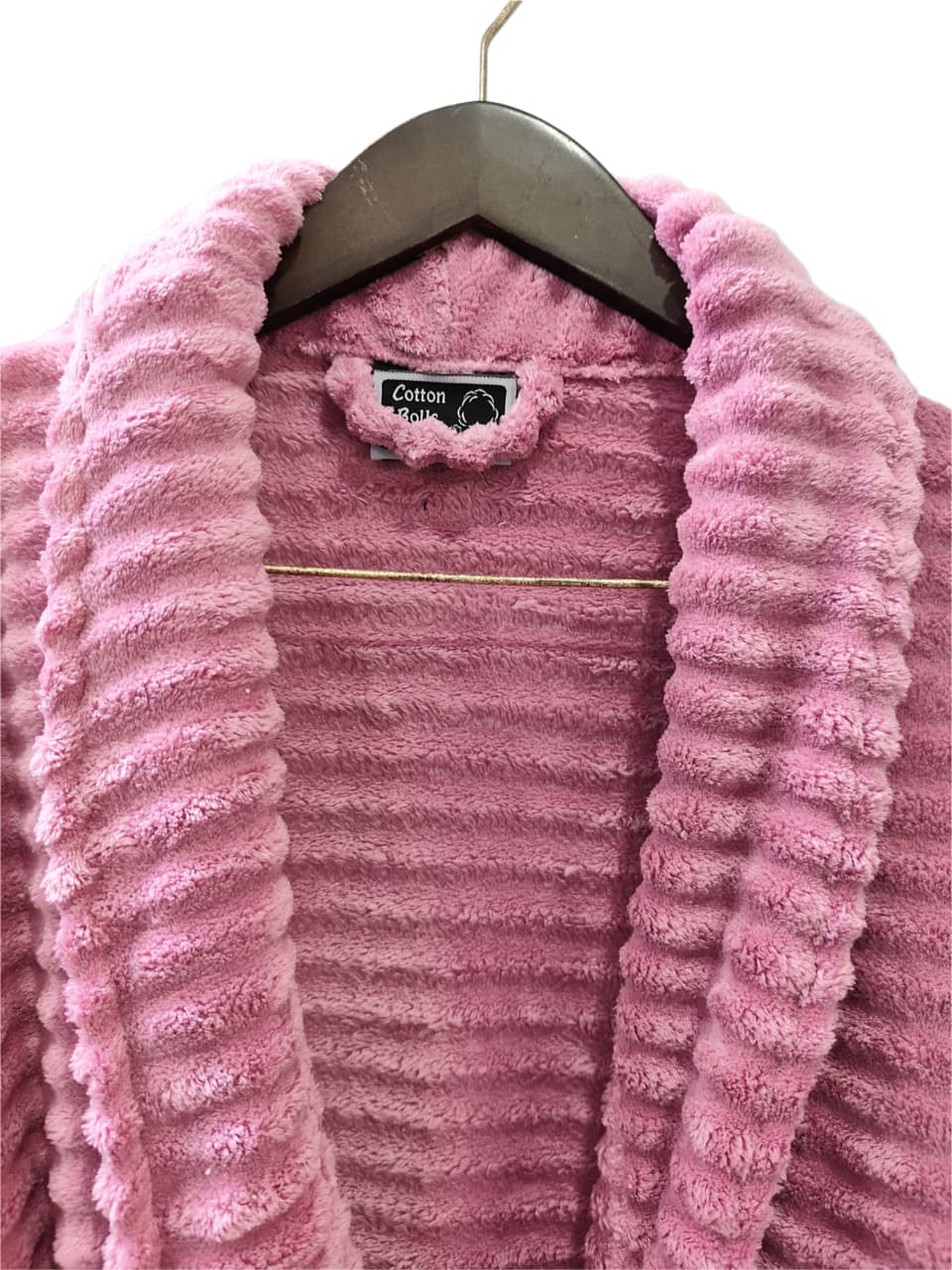 Luxury Plush Unisex Bath Robe Made with Super Soft & Highly Absorbent Microfiber (Mauve)
